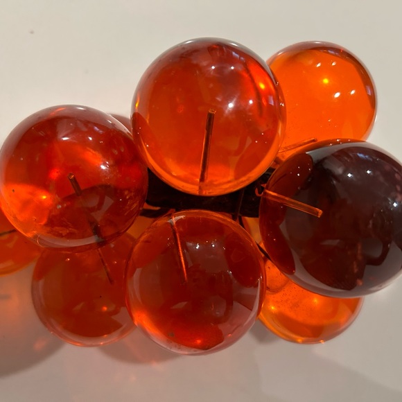 Vintage lucite grapes cluster! - Picture 2 of 7